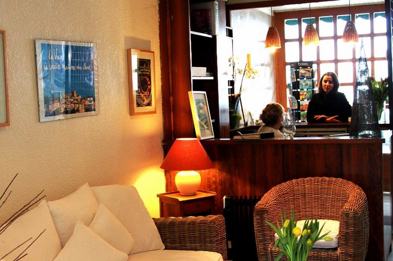 Hotel Le Richiardi Carqueiranne Eksteriør bilde